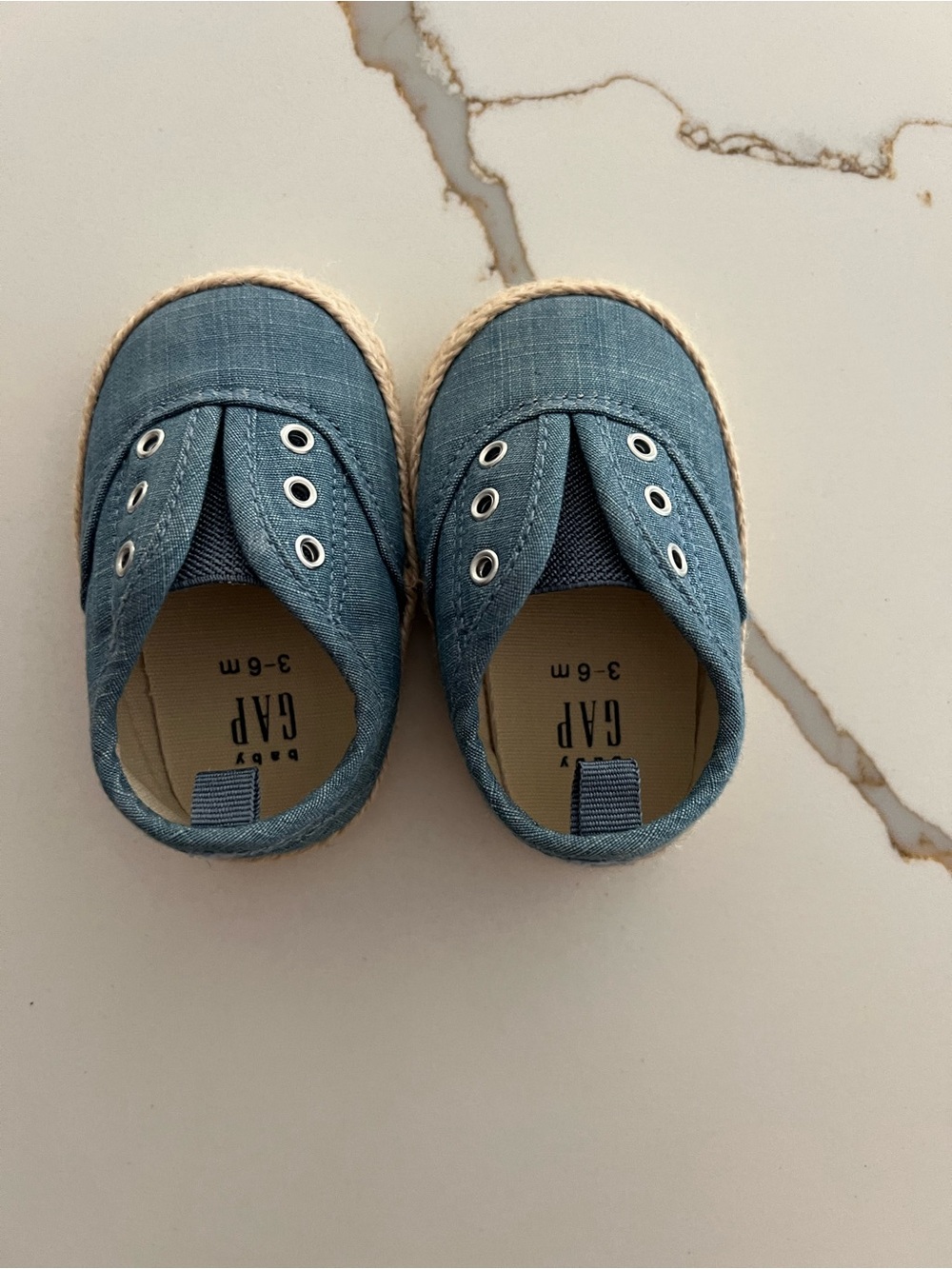 EUB Baby GAP Blue Denim Canvas Slip-On 3-6 months